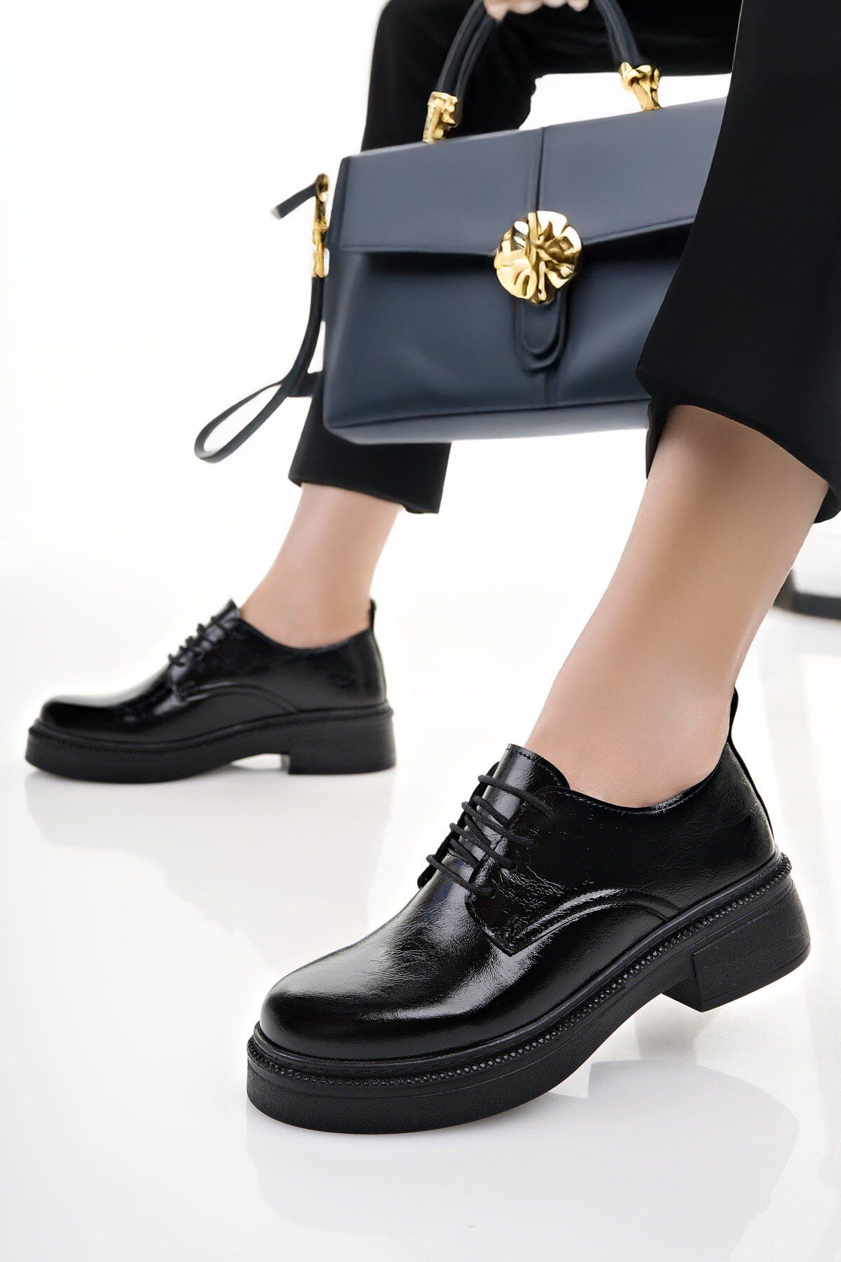 Kadın Bağcıklı Makosen Loafer Ayakkabı