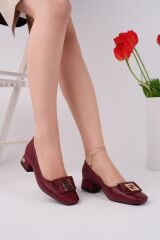 Kadın Tokalı Kısa Ökçeli Topuklu Ayakkabı