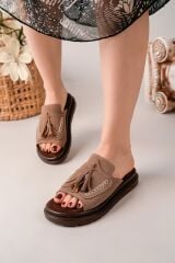 Kadın Püsküllü Terlik