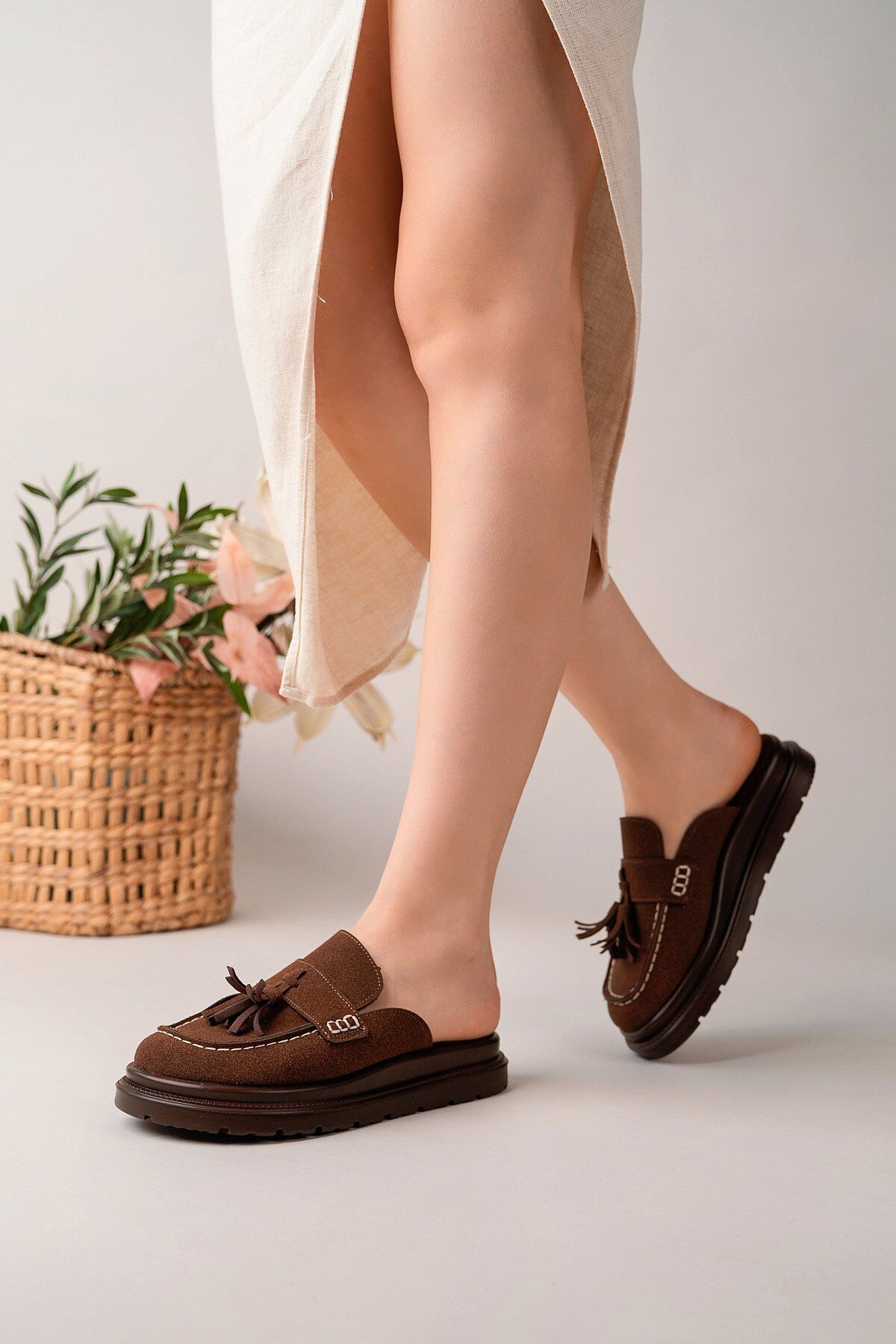 Kadın Loafer Püsküllü Terlik Kahve Süet - 40